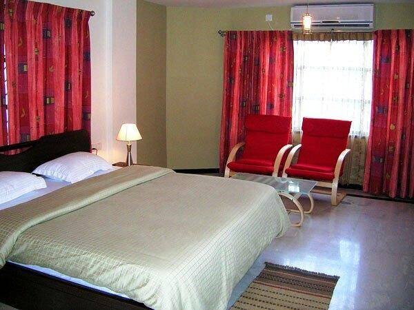 Yes Rooms Lavelle Road, Bangalore 3
